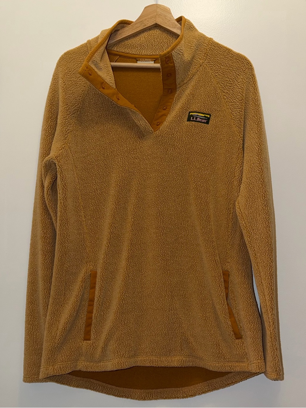 L.L. Bean Women's Camel/Tan Sherpa Snap Up Pullover Size Medium